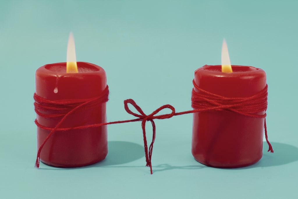 Vela roja para ritual para san juan del amor